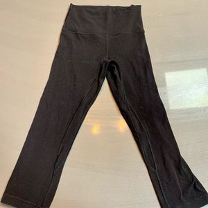 Crop black lululemon leggings
